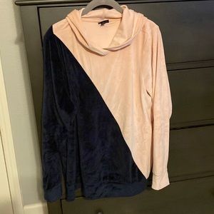 Torrid EUC Velour Hoodie 2X Navy and Pink
